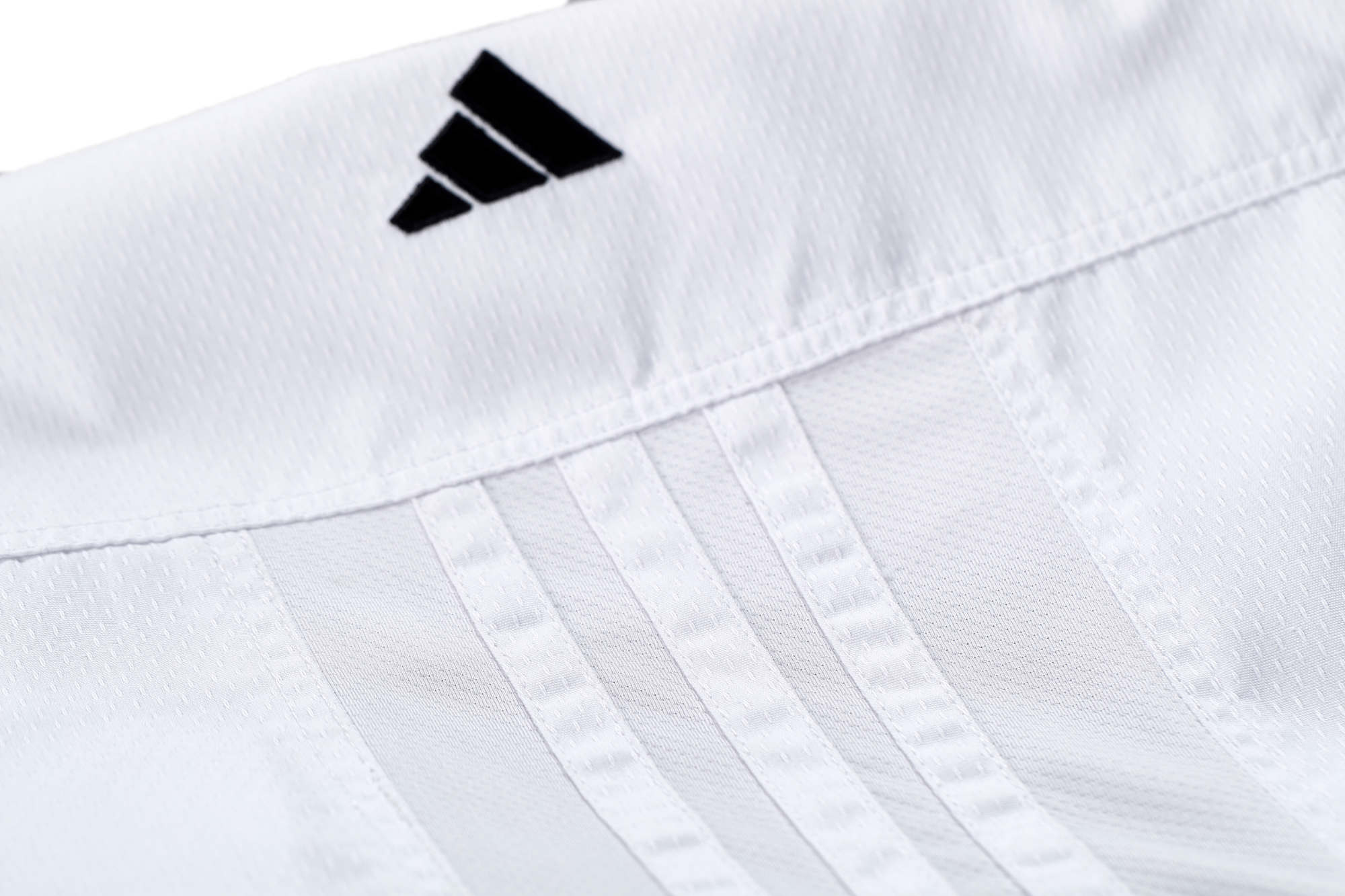 K220DNAWKF-white_black-Karate-uniform-Kumite-Fight-Logo-D1543 adidas Karateanzug Kumite Fighter DNA, K220DNA