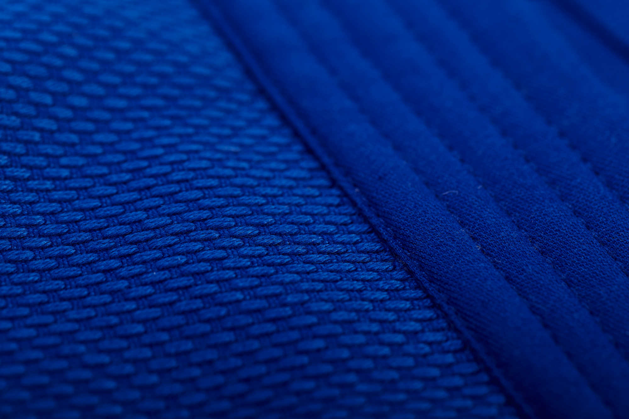 J500-blue-Judo-Uniform-Training-2023-D1581 adidas Judo-Anzug "Training" blau/weiße Streifen, J500B