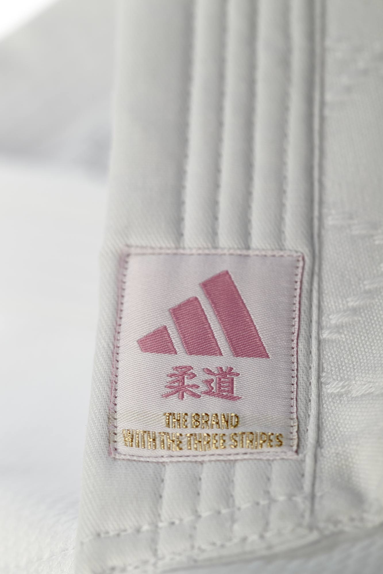 adidas-J350P_WB-Judo-uniform-white_pink-D1315 adidas Judo-Anzug Club weiß/pinke Streifen, J350