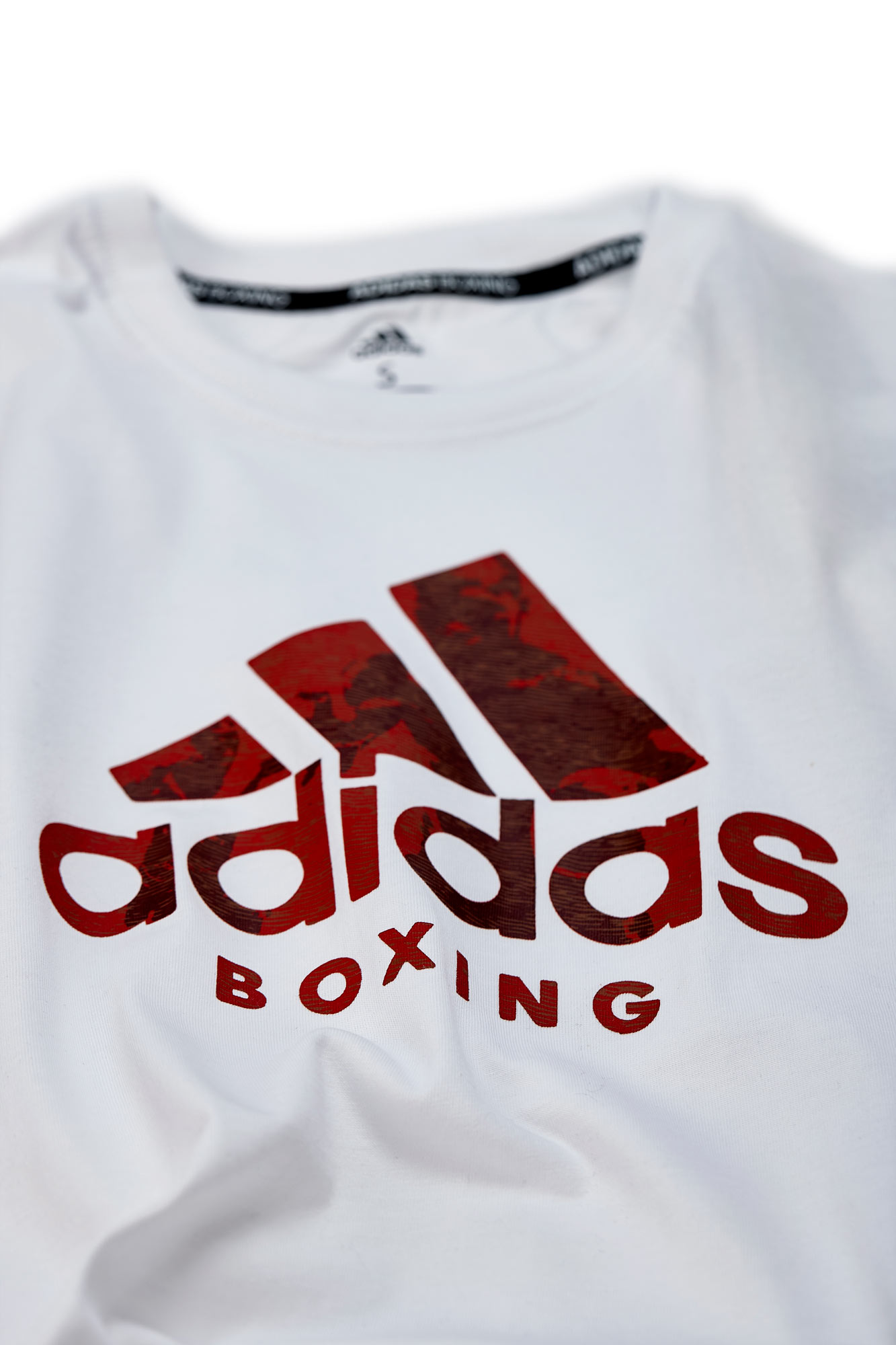 adiCLTS20B-Badge-of-Sport-T-Shirt-white_red-D0065 adidas Badge of Sport T-Shirt Boxing weiß, adiCLTS20B