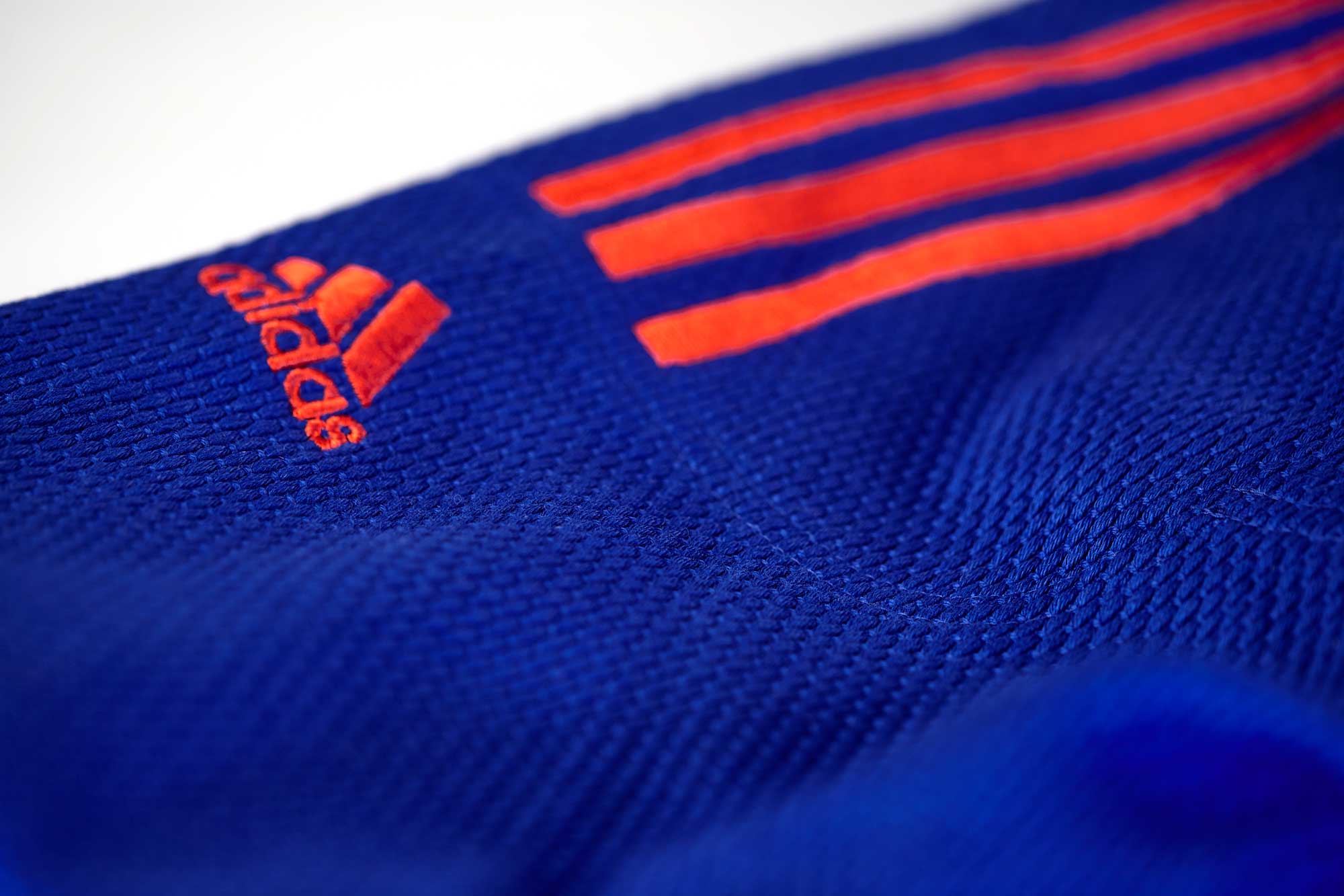 adidas-Judo-Champion2-J-IJFB-SMU-blue_red-D-2348 adidas Judoanzug CHAMPION II IJF, blau/rotes Logo, JIJF