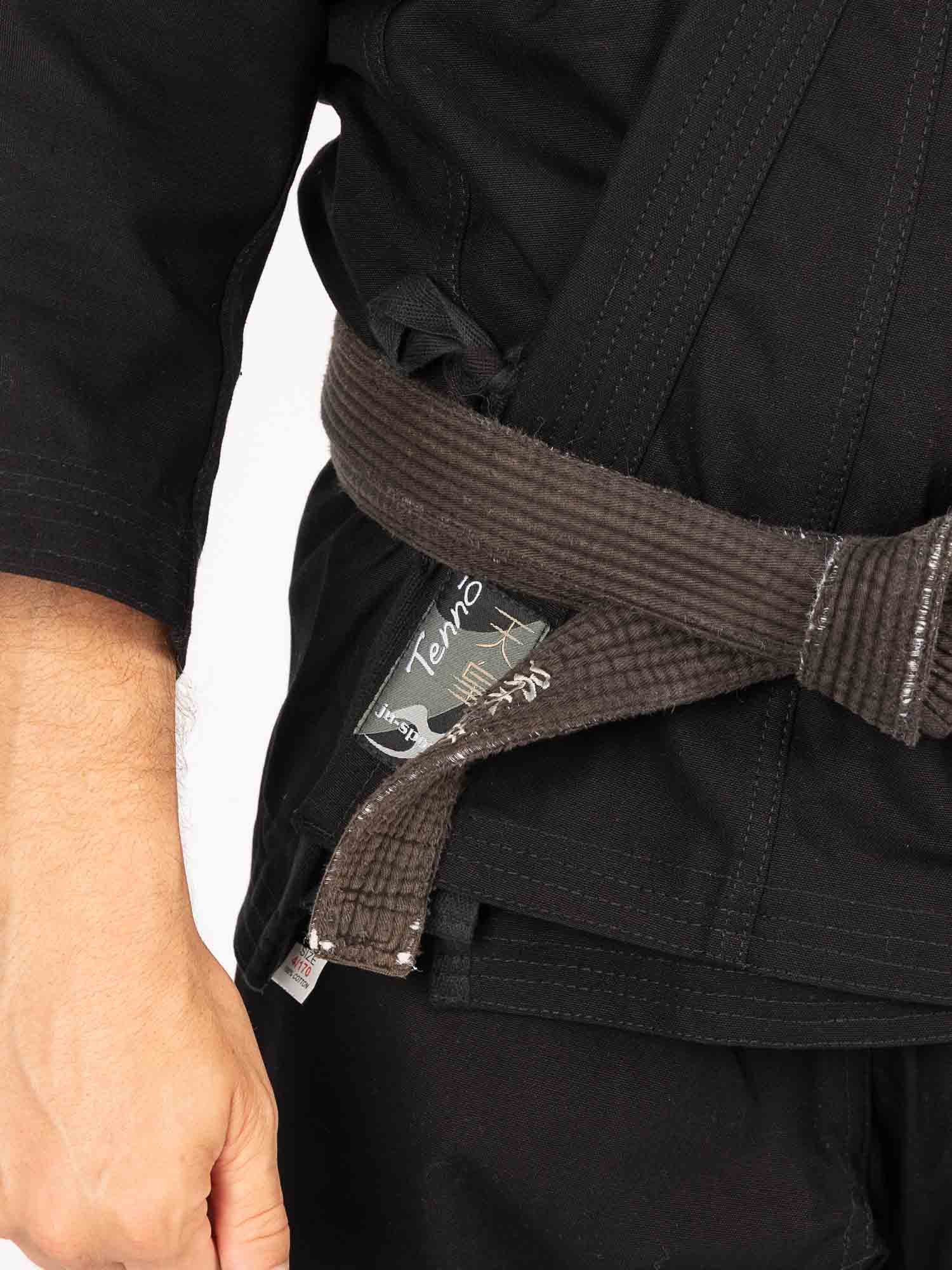 Judo-Gi, Kampfsport, Braun Gürtel, Gürtellänge, Kampfanzug