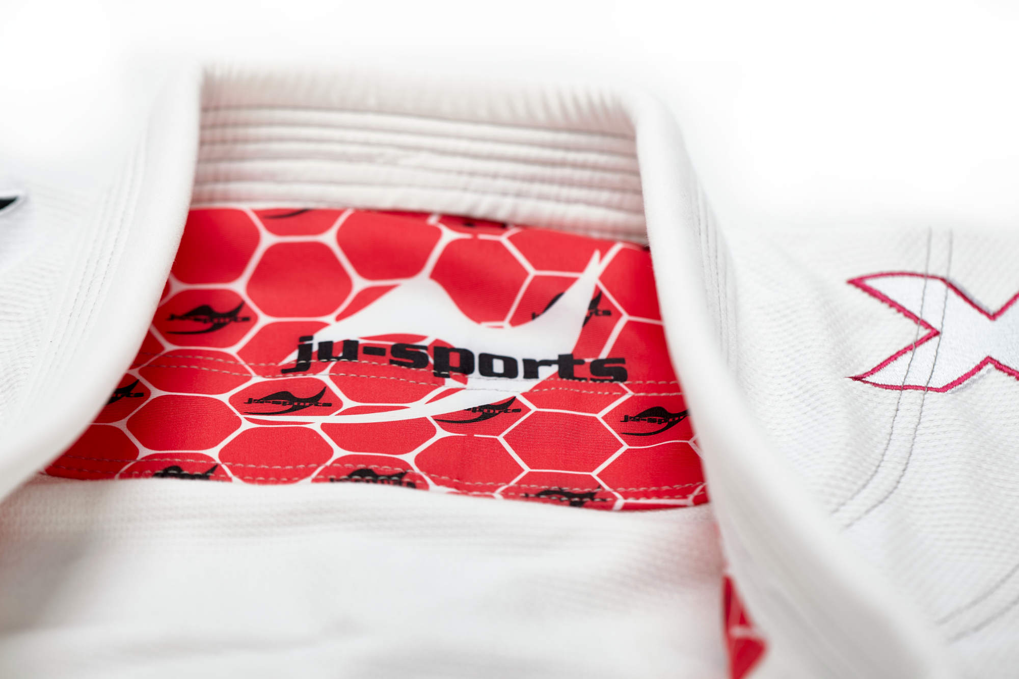 9260000-Amazona-Extreme2-white_pink-new2022-D1118 Amazona BJJ-Gi EXTREME 2.0 white/pink