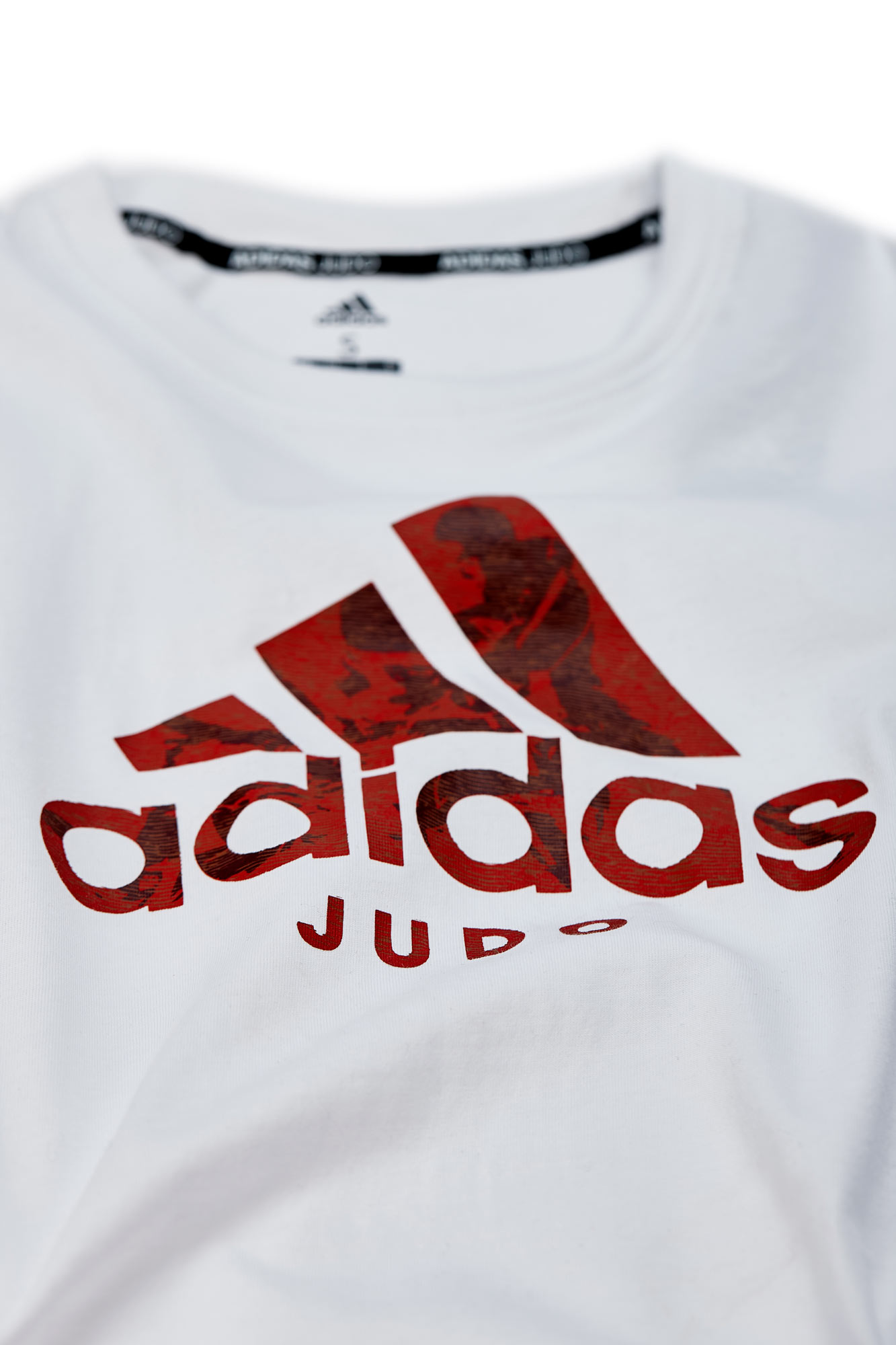 adiCLTS20J-Badge-of-Sport-T-Shirt-white_red-D0062 adidas Badge of Sport T-Shirt Judo weiß adiCLTS20J