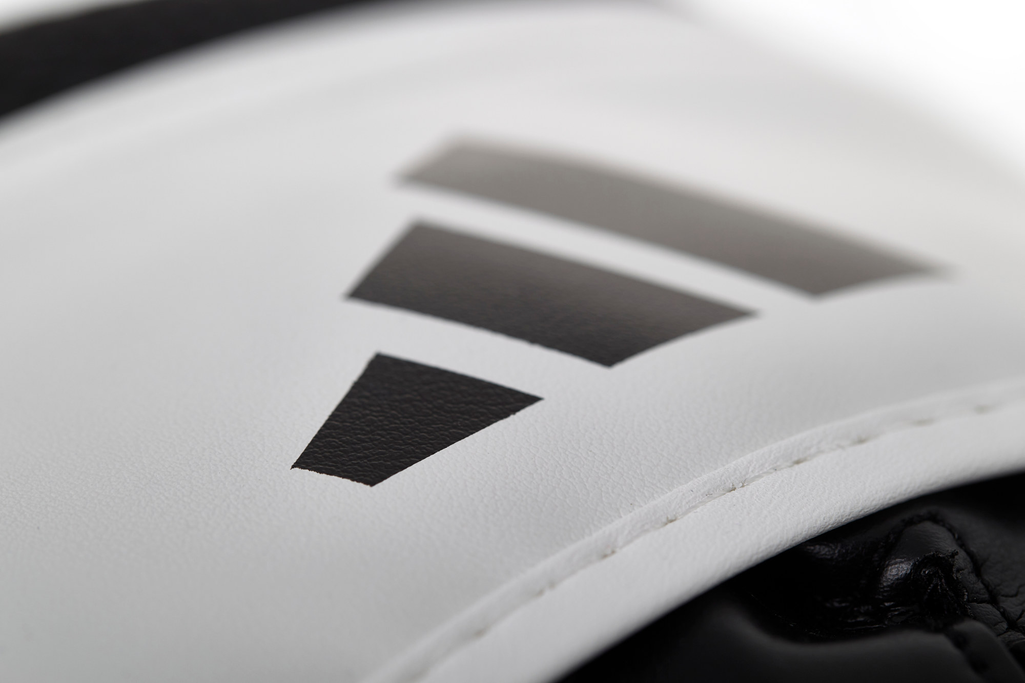 adiSBAC01-FW22-Speed-Coach-Mitts-white_black-D0050 adidas Speed Coach Paar-Pratzen, white/black, ADISBAC01
