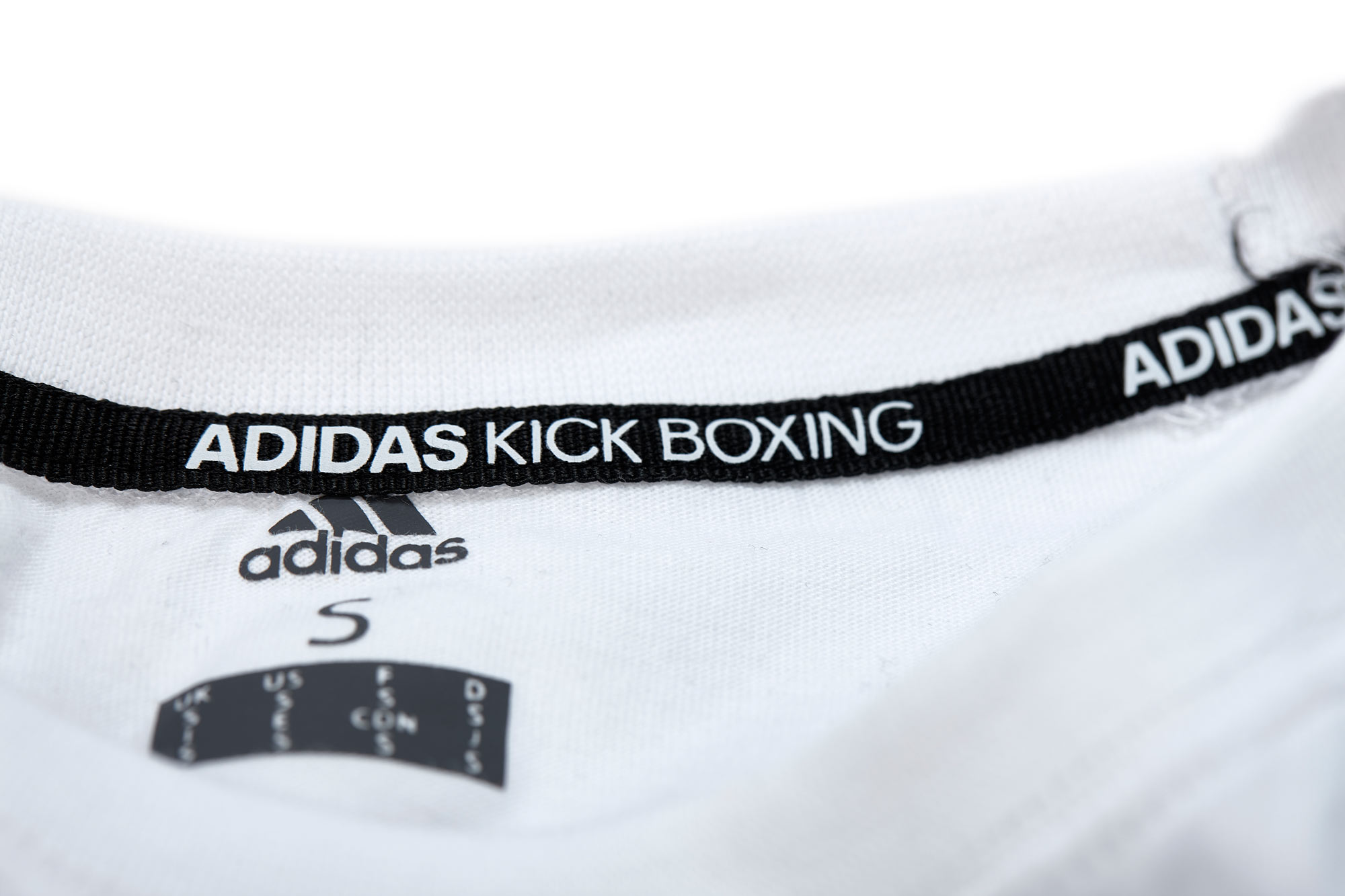 adiCLTS20KB-Badge-of-Sport-T-Shirt-white_red-D0070 adidas Badge of Sport T-Shirt Kickboxing weiß, adiCLTS20KB