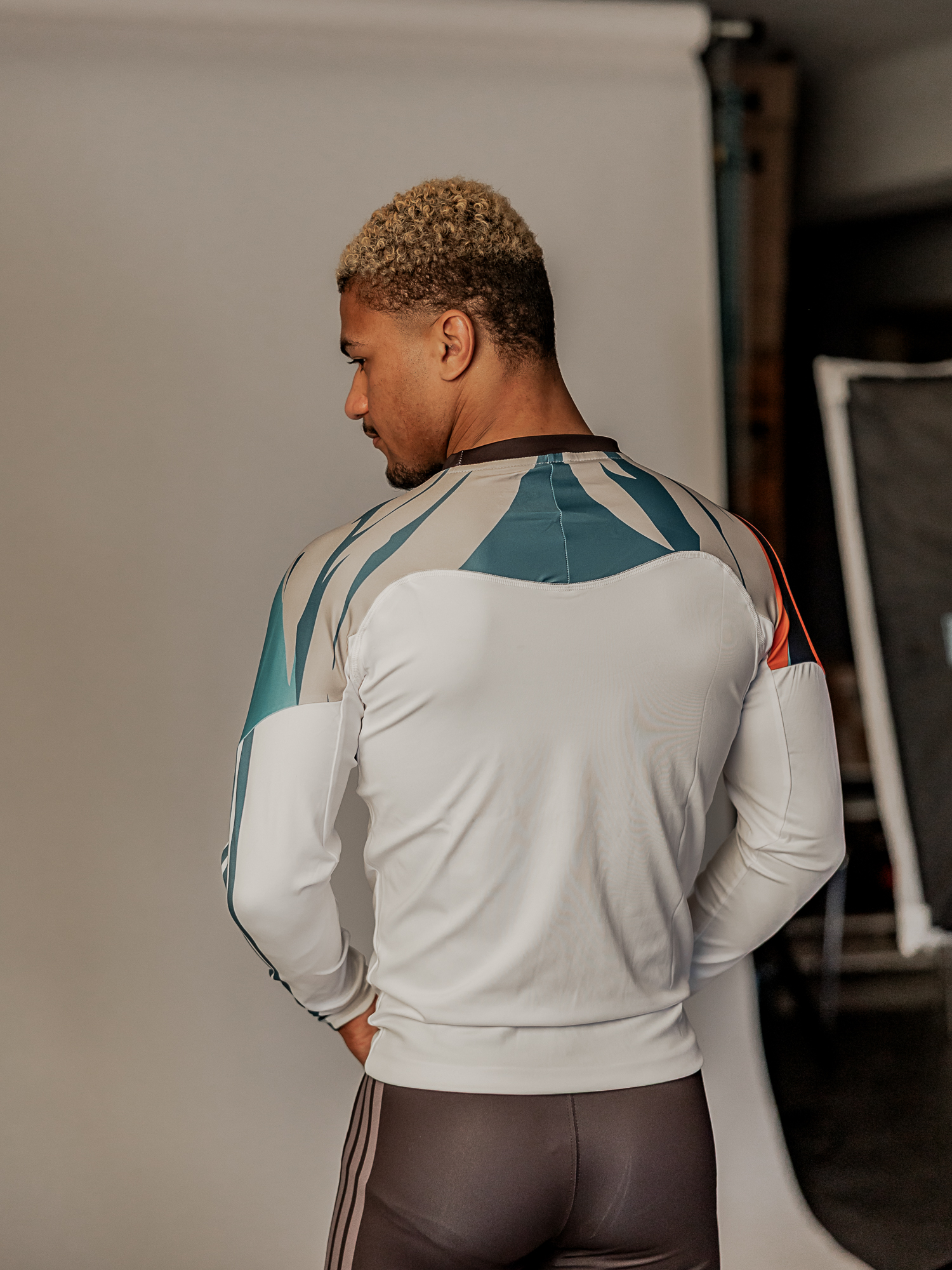 adidas Rashguard Longsleeve white/blue/orange Wave, BJJRGLS03W