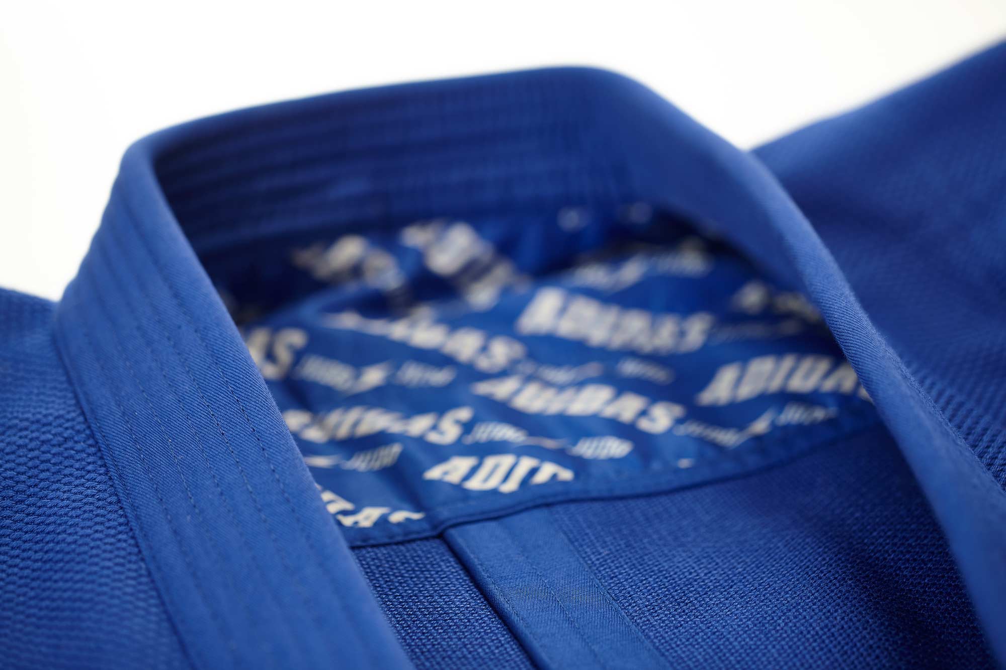 adidas-Judo_Gi-J990B-Millenium-blau-8 adidas Judo-Anzug Millenium blau/silbernes Logo, J990B
