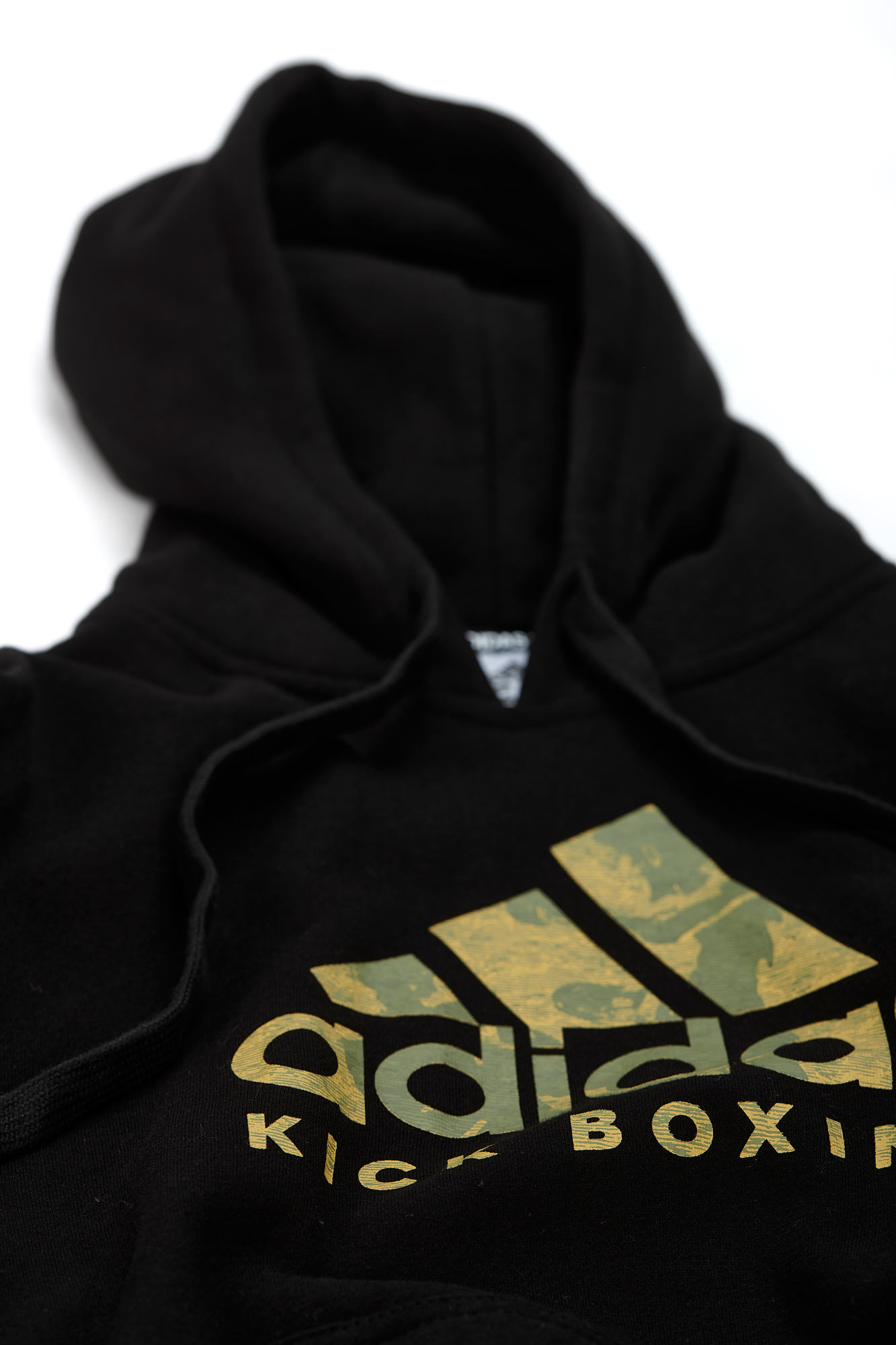 adiCLHD20KB-Badge-of-Sport-Hoody-black-D0041 adidas Badge of Sport Hoody Kickboxing schwarz adiCLHD20KB