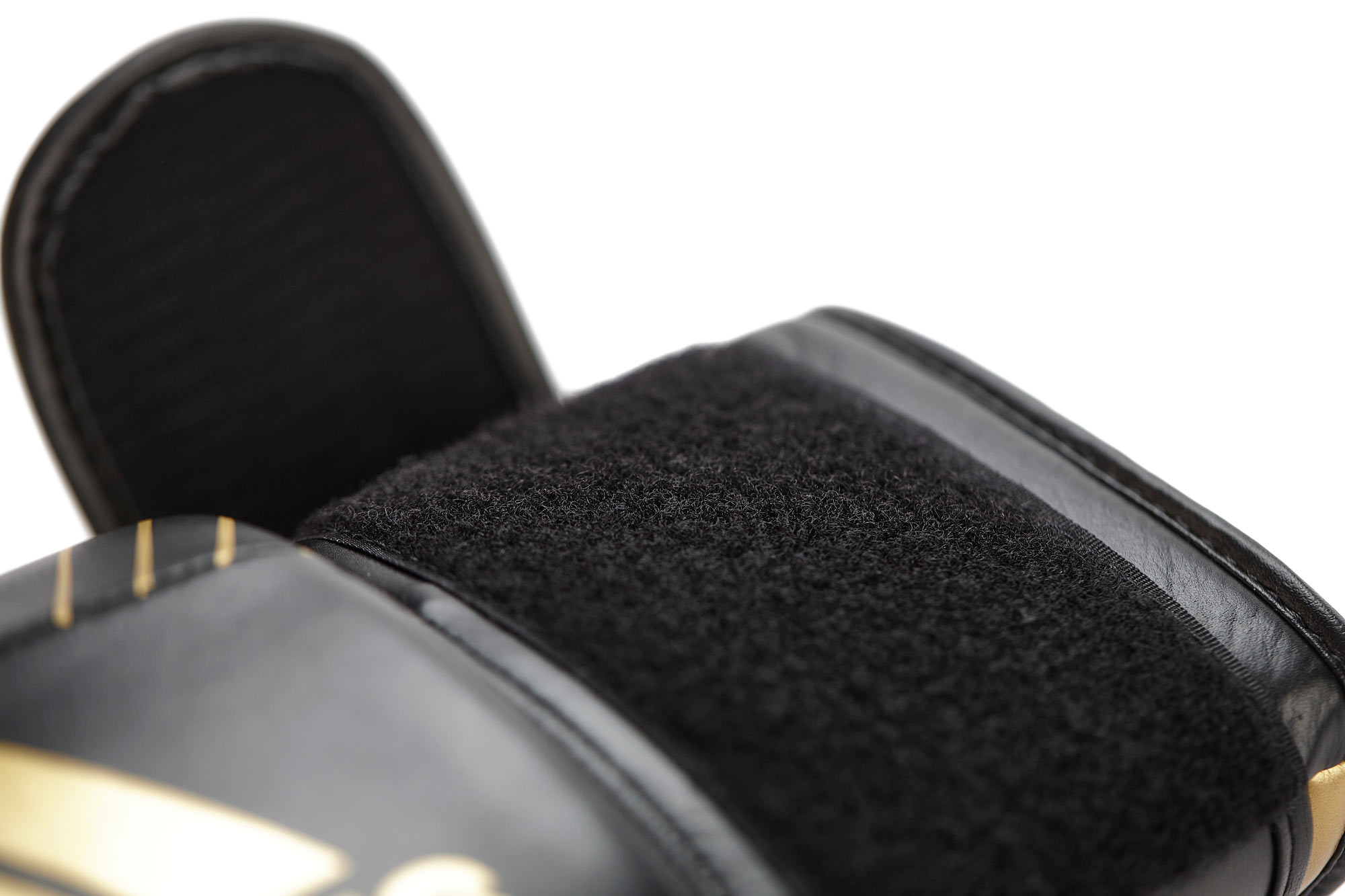 adidas Kickboxing Wettkampfhandschuh black/gold met, adiKBWKF200 adidas Kickboxing Wettkampfhandschuh black/gold met, adiKBWKF200