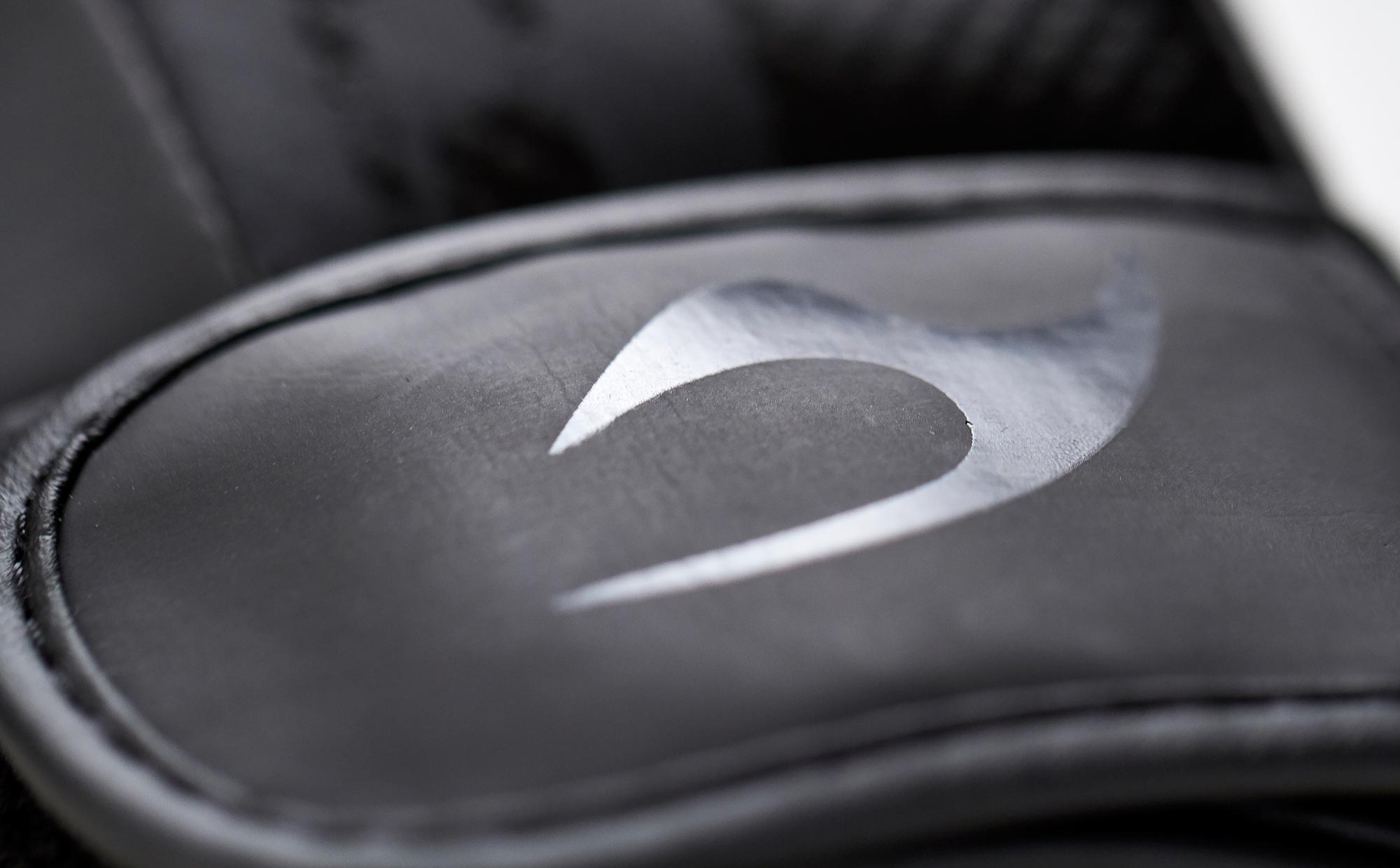 6232300-Assassin-MMA-Allkampfhandschuhe-D0033 MMA/Allkampf Sparring Handschuh Carbon "Assassin" schwarz