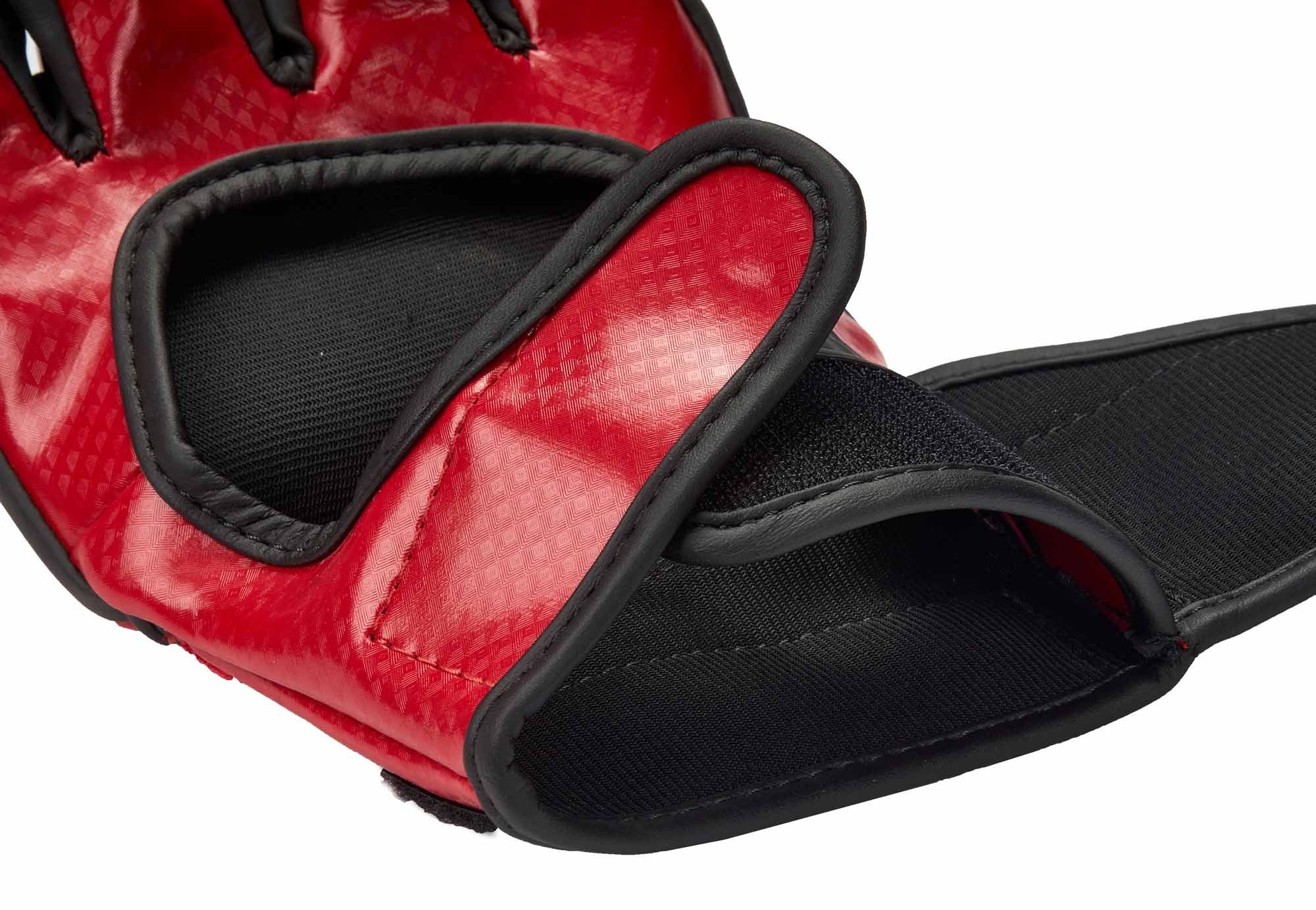 MMA-Handschuh-rot-0005 MMA Wettkampf-Handschuh Competition Pro Carbon red
