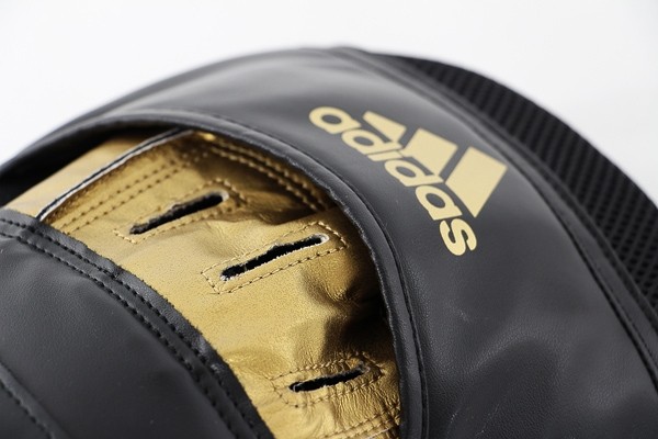 adisbac01_4 adidas Training Curved Paar-Pratzen kurz schwarz/gold, ADISBAC01