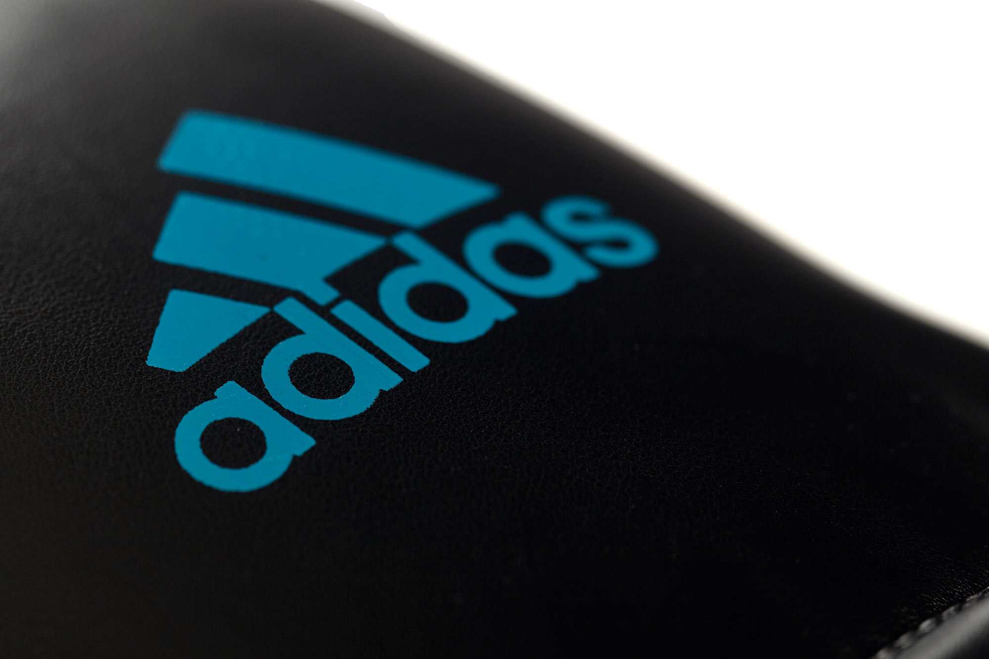 adiBACWS01-Women-s-Bag-Kit-black_blue-D1076 adidas Woman`s Bag Kit, black/solar blue, ADIBACWS01