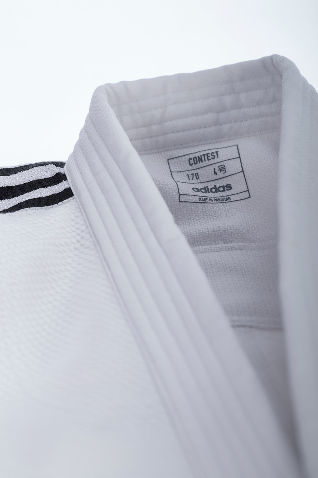 J650P-white_black-Judo-uniform-Contest-2023-D1589 adidas Judo-Anzug Contest weiß/schwarze Streifen, J650