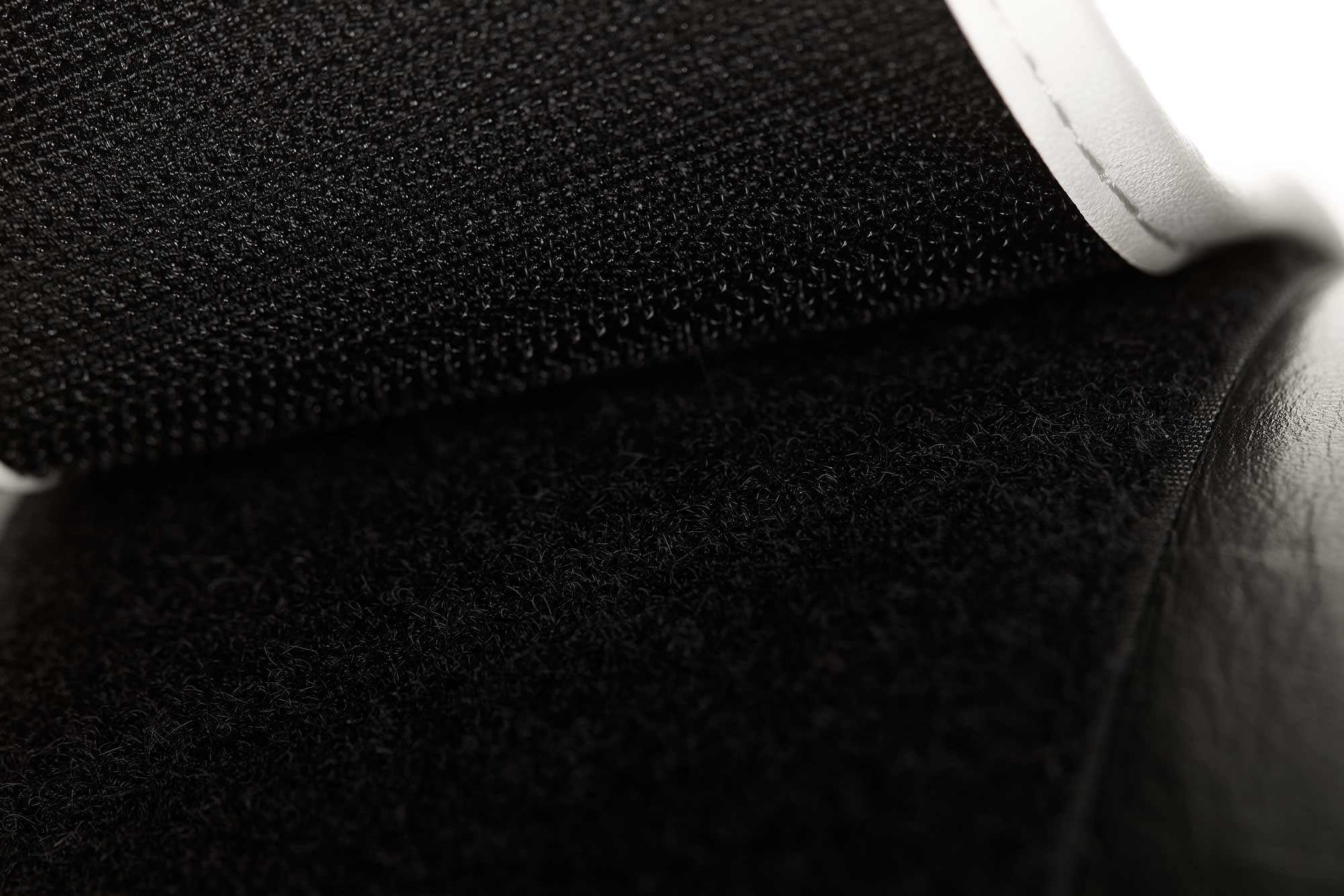 adidas Wettkampfhandschuh Speed 165 black/white, adiSBG165