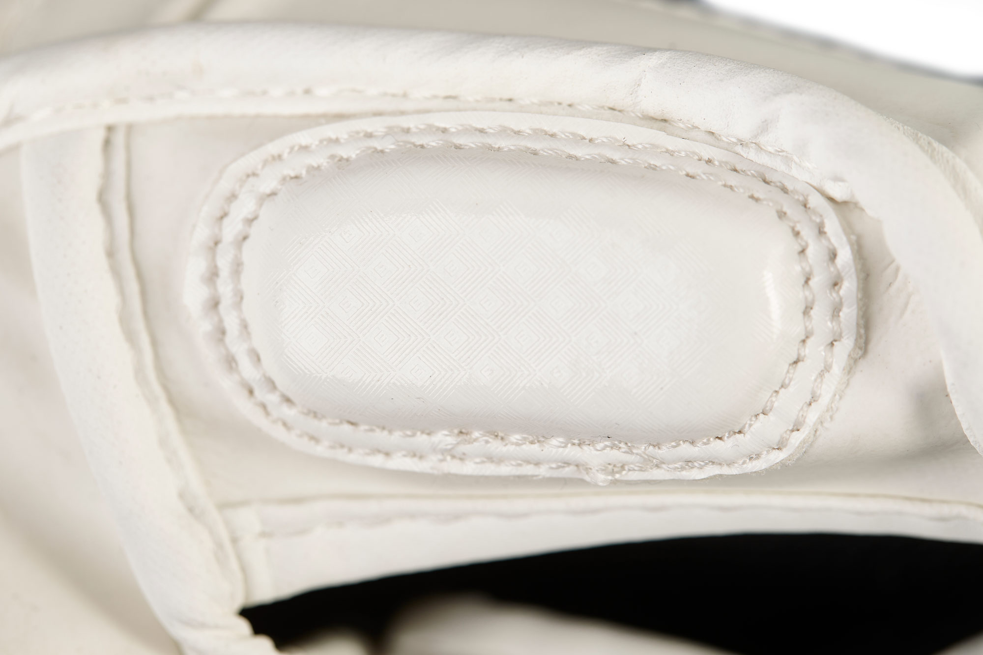 MMA-Handschuh-Carbon-Sparring-weiss-D0139 MMA/Allkampf Sparring Handschuh Carbon "Paladin" weiß